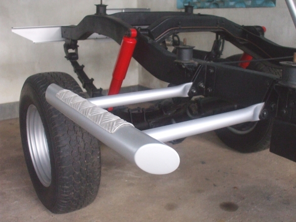 Jeep Willys CJ-5 Estribo