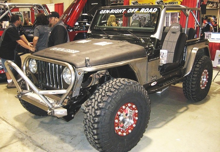 Jeep modificado modelo tipo aço escovado com rodões