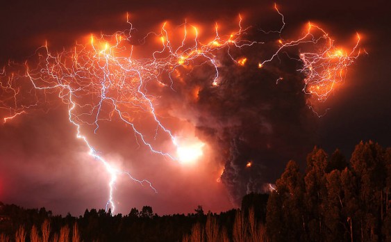 Descargas elétricas em erupção de vulcão chileno