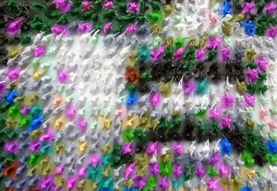 Soldados de plástico em miniatura