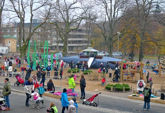 Praça - tema ecológico