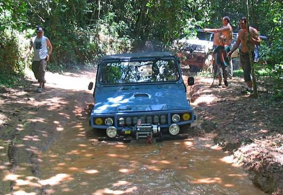 Jeep Engesa na trilha