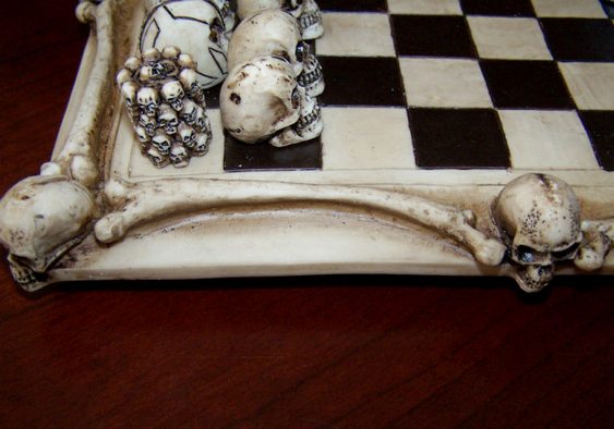 Tabuleiro de Xadrez Caveiras Xadrez com ossos de esqueleto