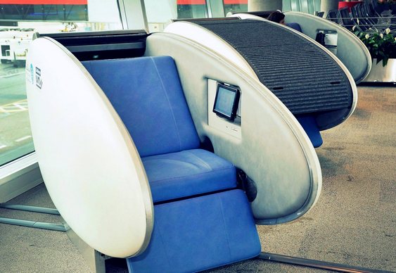 Cápsulas para dormir em aeroportos