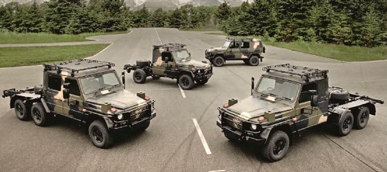 Jipe Mercedes com seis rodas