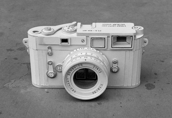 Máquina fotográfica papelão