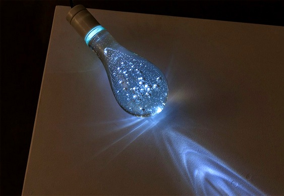 Iluminação reciclada