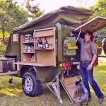 Trailer off-road para acampamentos durante aventuras de jipe