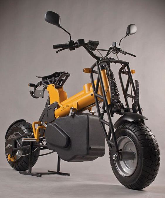 Moto elétrica e a gasolina