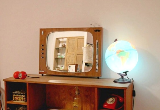 Decoração com televisor antigo Reciclagem de aparelho de TV