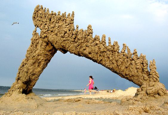 Estruturas montadas na areia