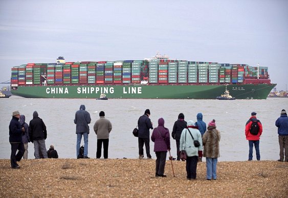 Navio CSCL Globe