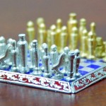 O menor mas também o mais caro jogo de xadrez do mundo