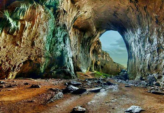 Caverna mágica Magia das montanhas