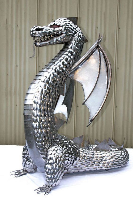 Dragão de metal
