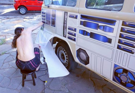 Envelopamento de Kombi Kombi Star Wars