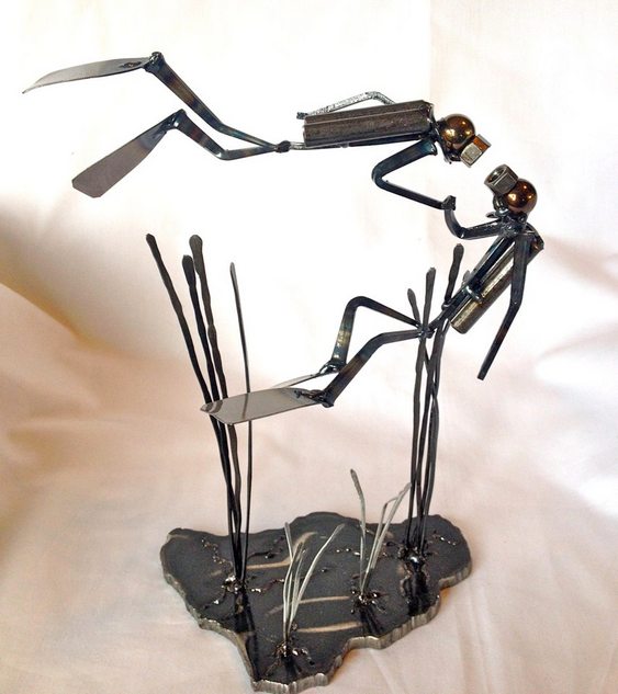 Escultura com pregos