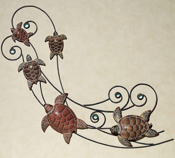 Decoração de casa de praia Vergalhões e chapas de metal