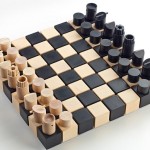 Jogo de xadrez campeão com cubos e cilindros de madeira
