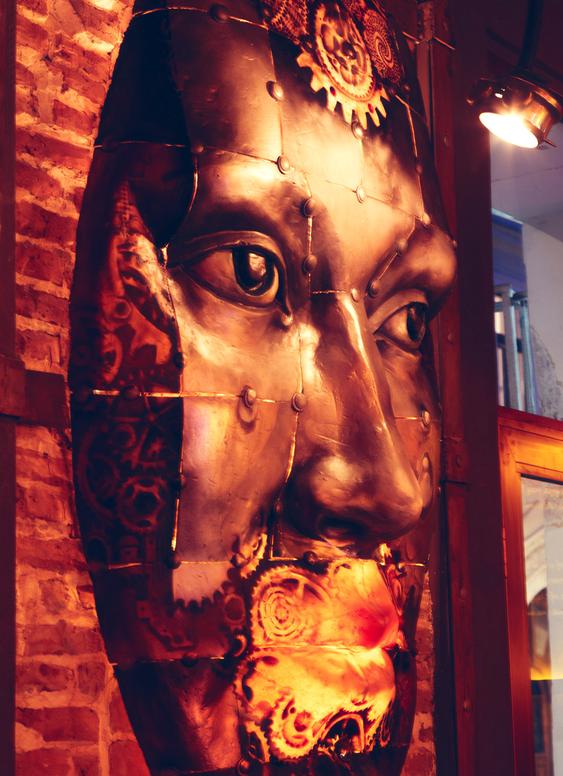 Bar steampunk cinético