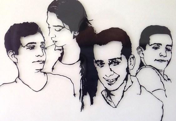 Retrato de amigos em chapa de aço