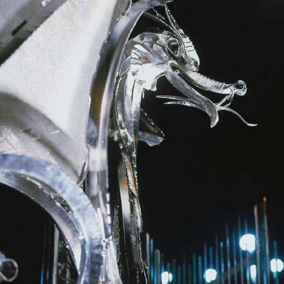 Portão com dragão