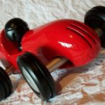 Brinquedo de madeira para adultos: carrinho de corrida