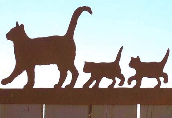 Silhuetas de gatinhos