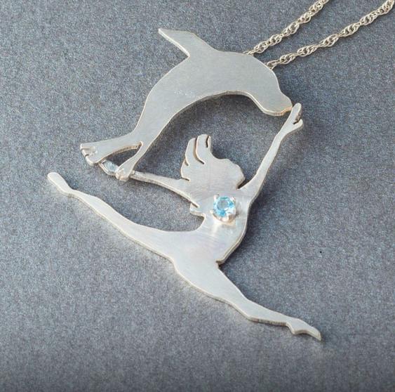 Colar com foca