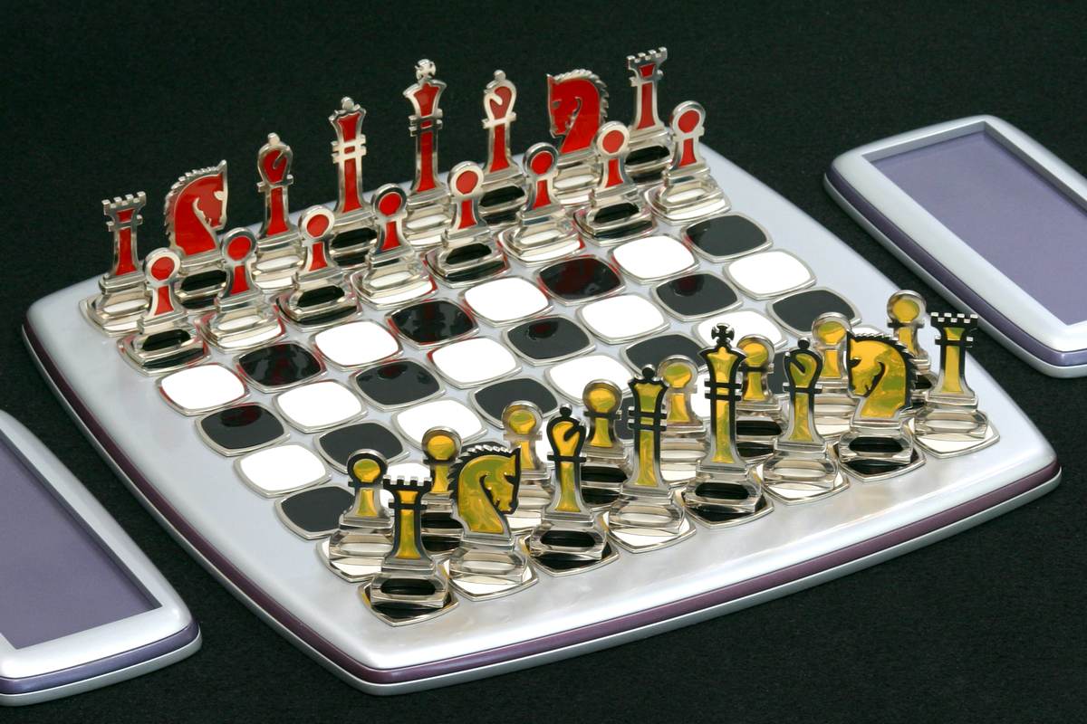 Jogo Xadrez em Madeira e Resina em 2023  Tabuleiro de xadrez, Jogo de  xadrez, Resina
