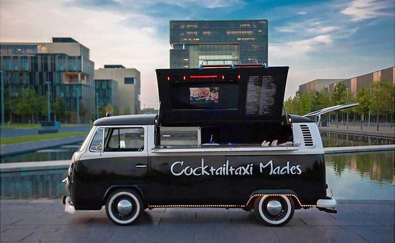 Truck bar montado em Kombi