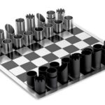 Peças de xadrez com tubos de metal, PVC ou gomos de bambu