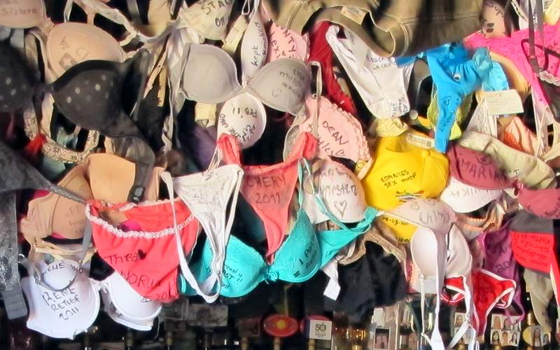 Ronnies Sex Shop