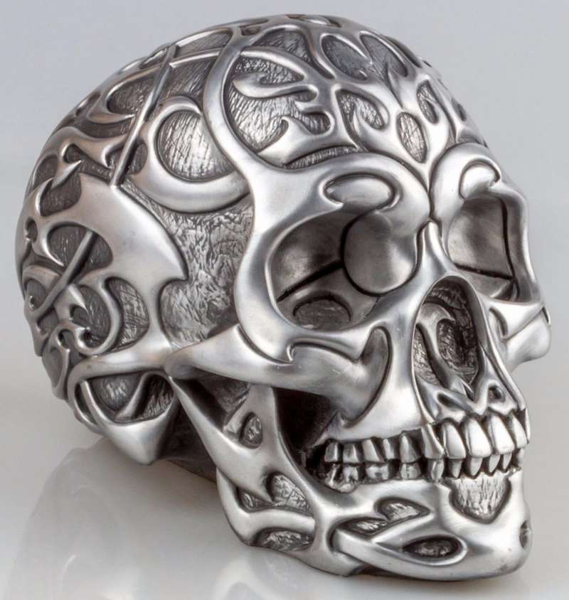 Caveira gótica de metal Escultura de crânio