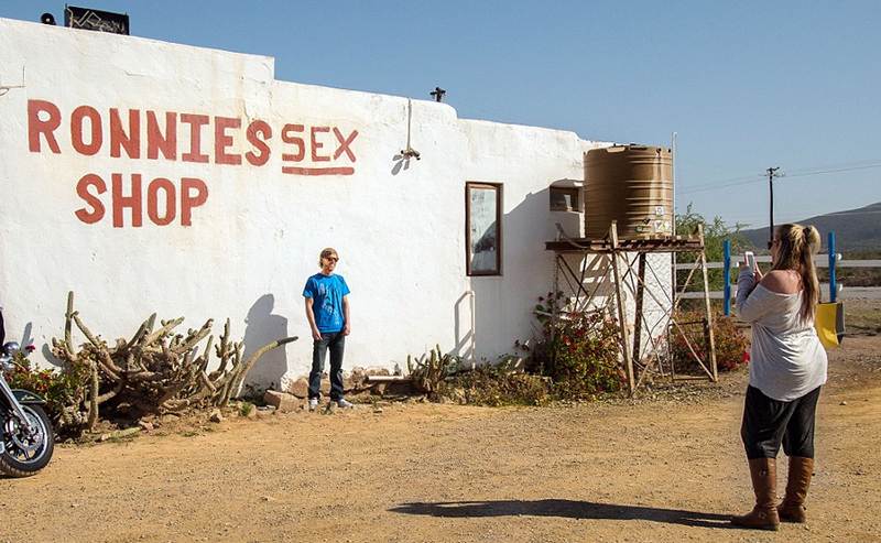 Ronnies Sex Shop