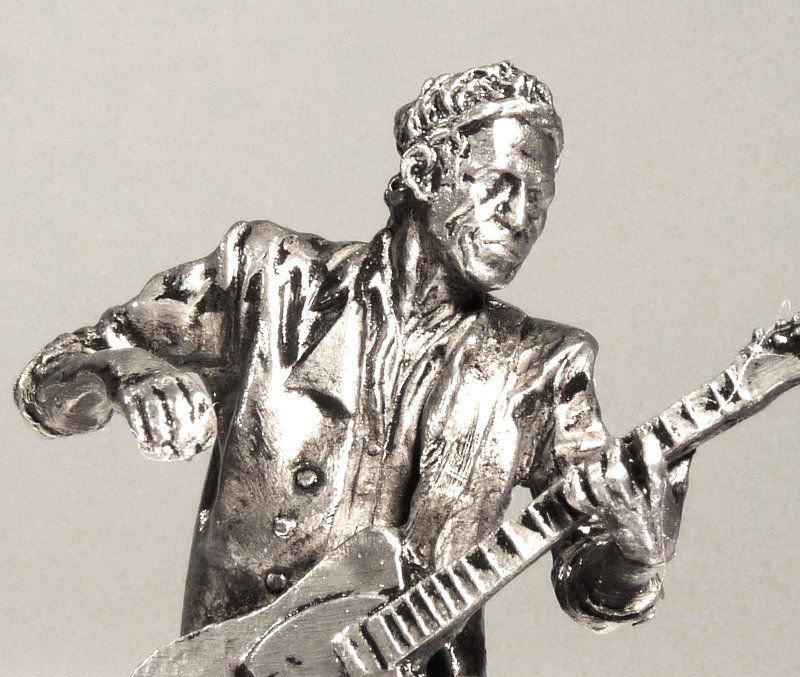 Escultura do guitarrista dos Rolling Stones
