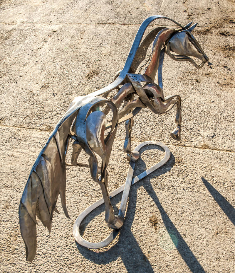 Escultura equina