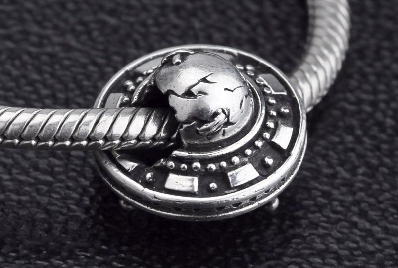 Pingente para colar e pulseira