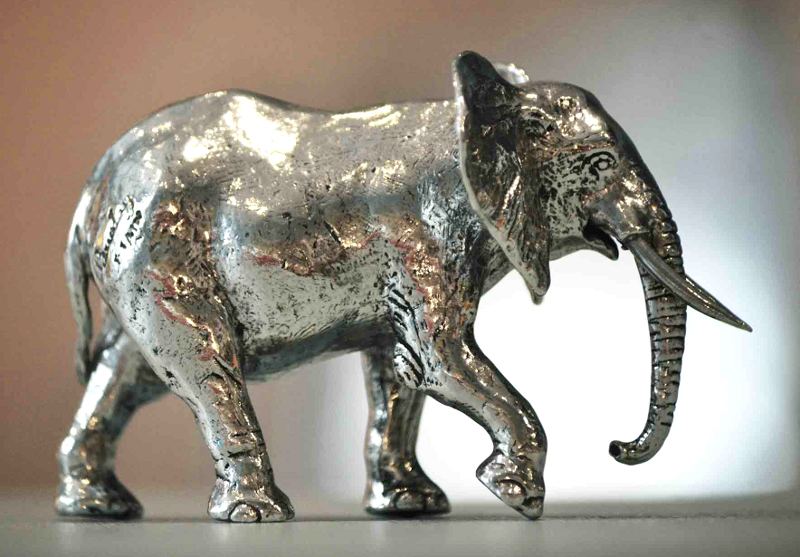 Animal selvagem em pewter