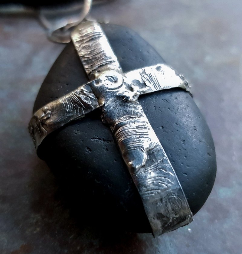 Crucifixo gótico