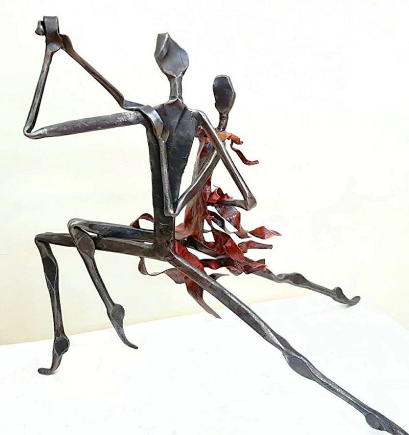 Escultura de ferro forjado