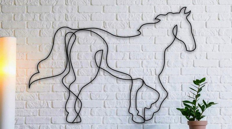 Escultura de cavalo para casa de campo