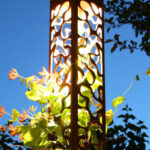 Luminária de jardim: coluna quadrada de metal para trepadeiras